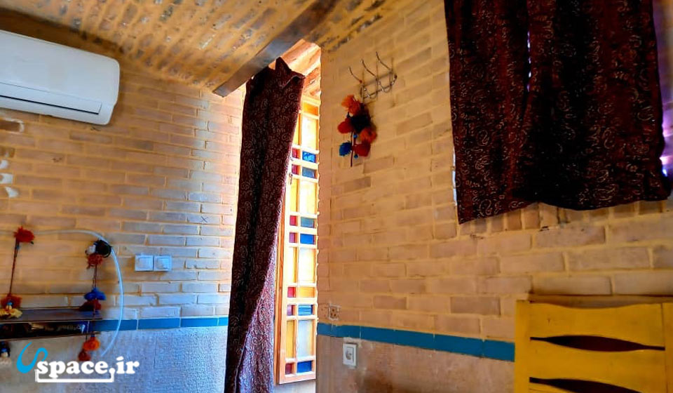 نمای اتاق درب شازده اقامتگاه بوم گردی عمارت هفت رنگ - شیراز